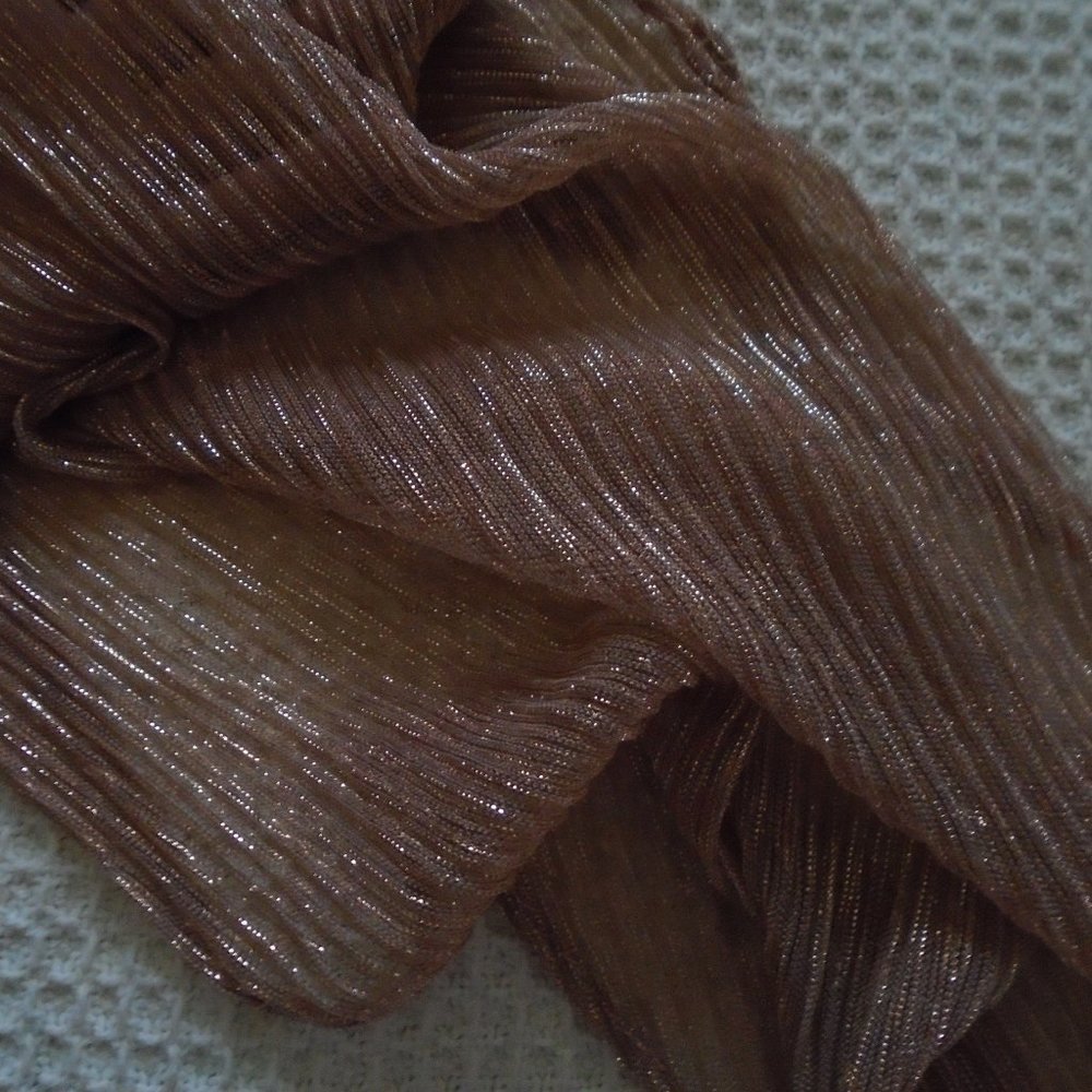 NEVER WORN Metallic Rose Gold Neck Scarf